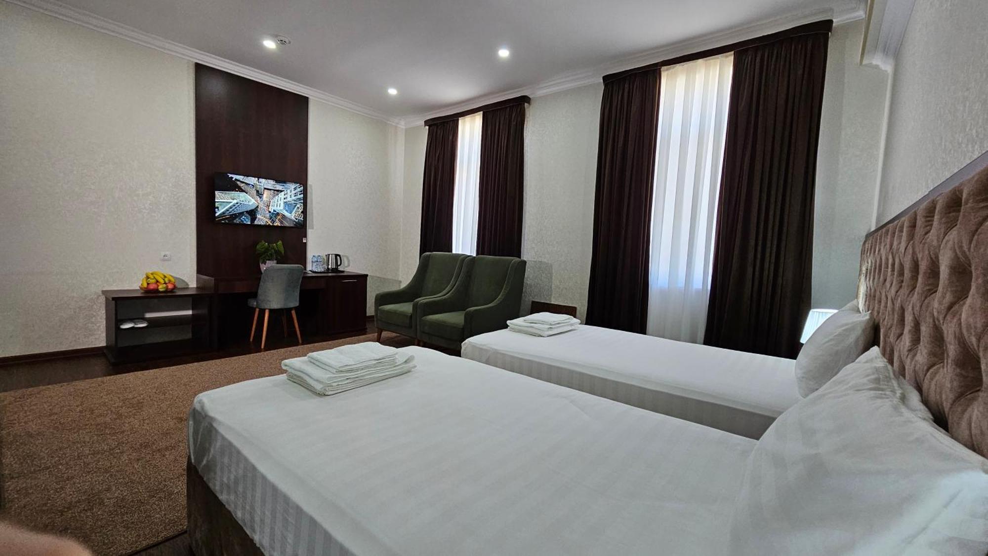 Grand Turon Plaza Hotel Taskent Exterior foto