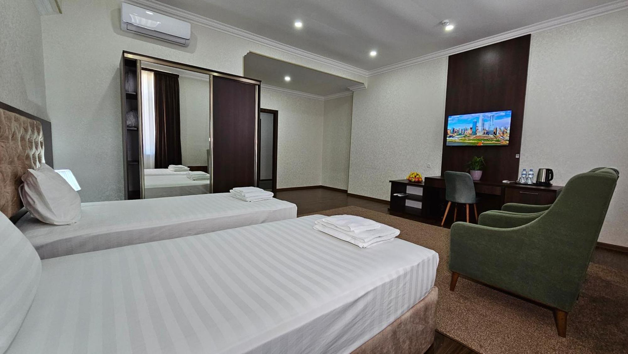 Grand Turon Plaza Hotel Taskent Exterior foto