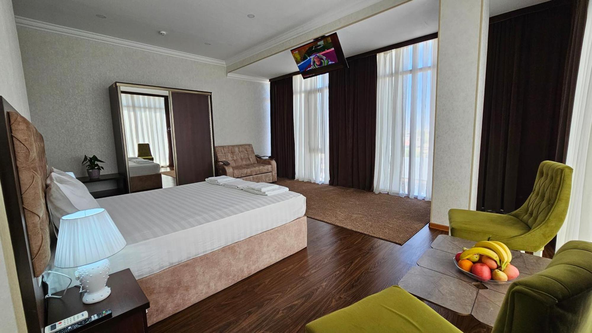 Grand Turon Plaza Hotel Taskent Exterior foto